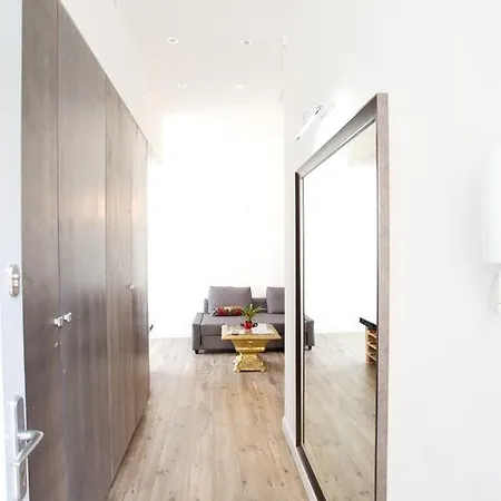 Ice Breaker Appartamento *