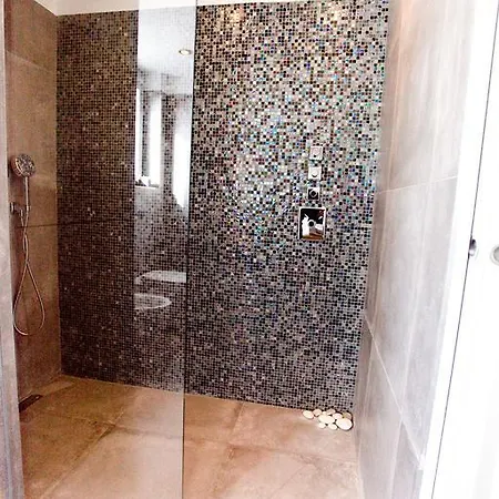 Ice Breaker Apartment Budapest