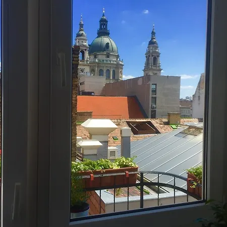 Ice Breaker Budapest